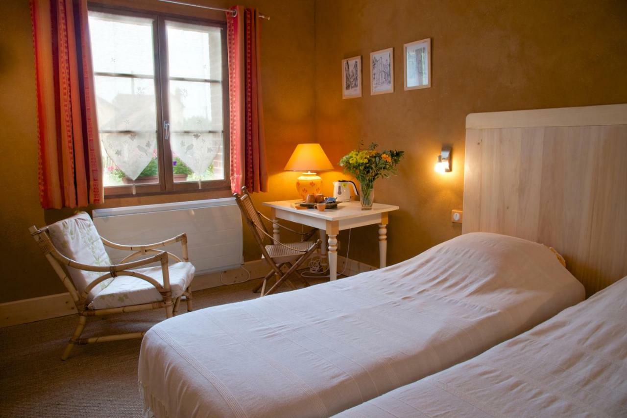 Le Petit Saint-Julien Bed & Breakfast Dış mekan fotoğraf