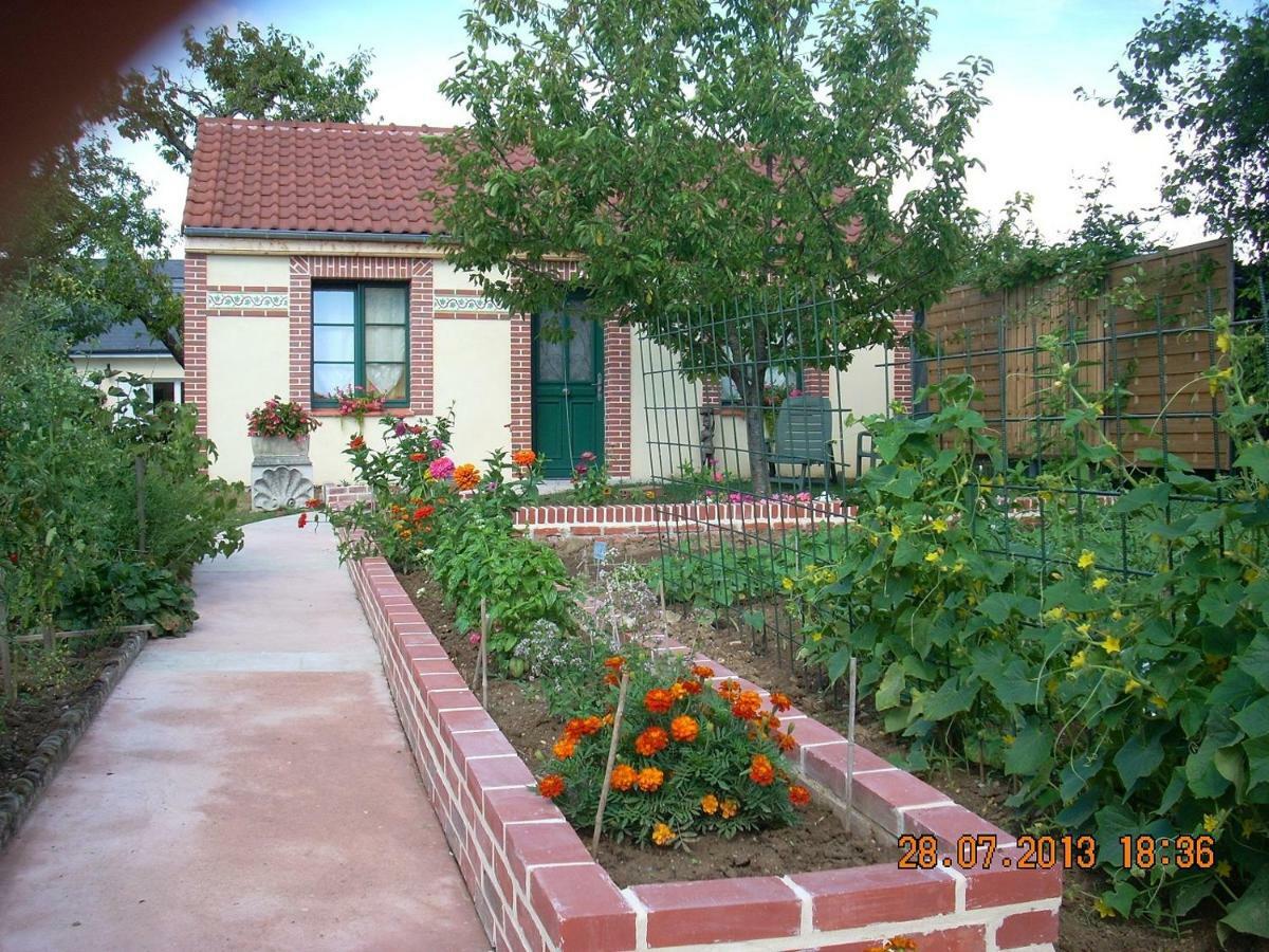 Le Petit Saint-Julien Bed & Breakfast Dış mekan fotoğraf